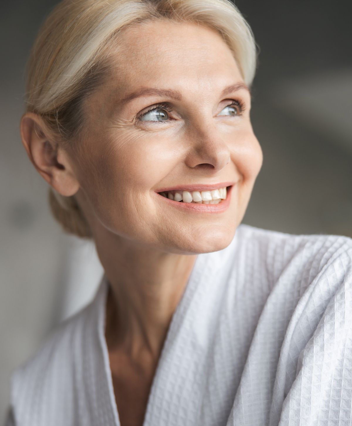 sandpoint bioidentical hormone replacement model smiling